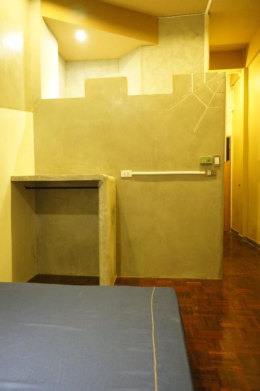 Hive 28 Pensión Bangkok Habitación foto